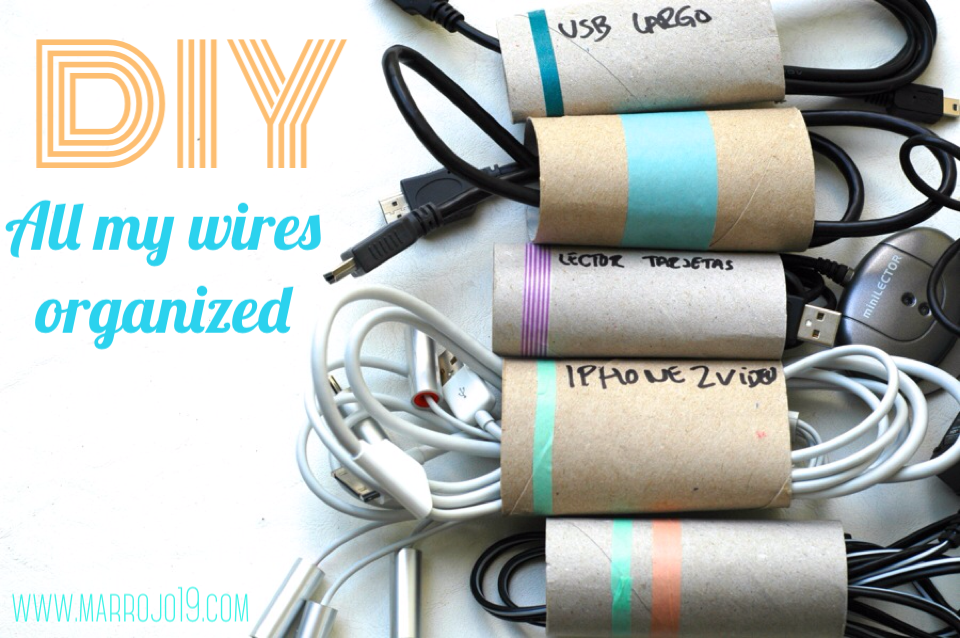 Paper roll to organize wires. www.marrojo.sidechain.es