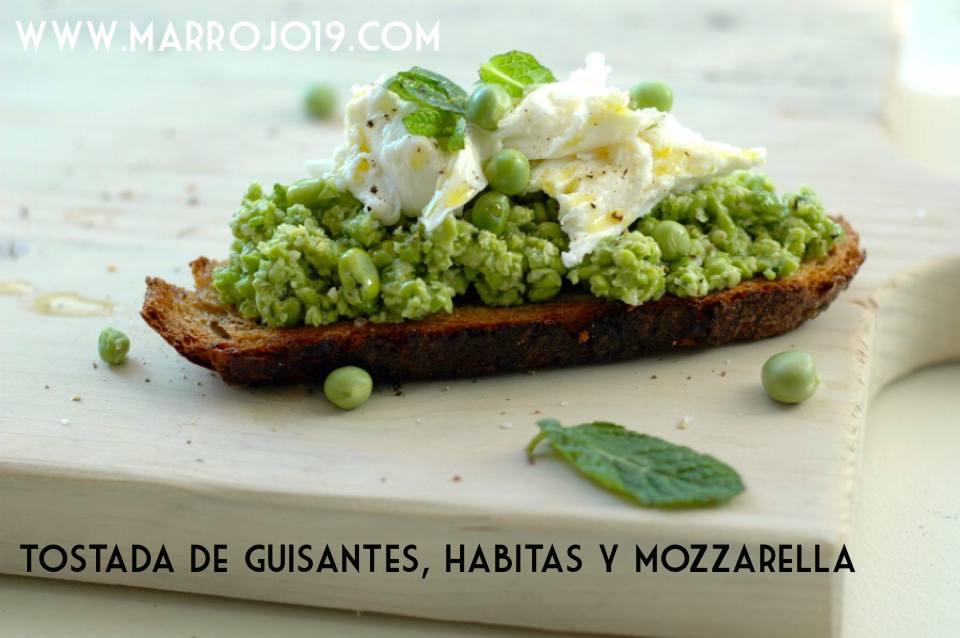 tosta de guisantes, habitas y mozzarella. www.marrojo.sidechain.es